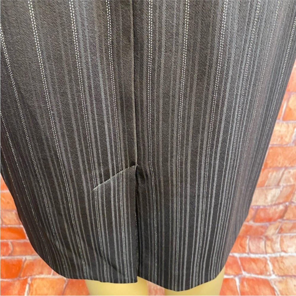 Giorgio Fiorlini Vintage Dark Gray‎ Pinstripe Blazer and Skirt Set Suit - Picture 12 of 16